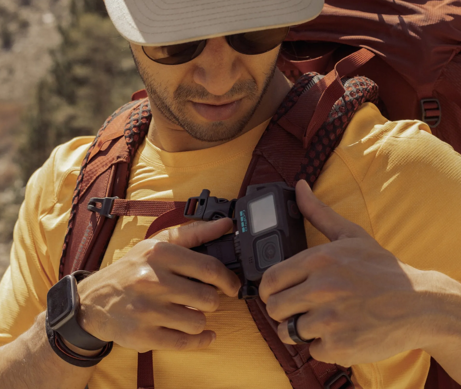 Clip giratorio magnético